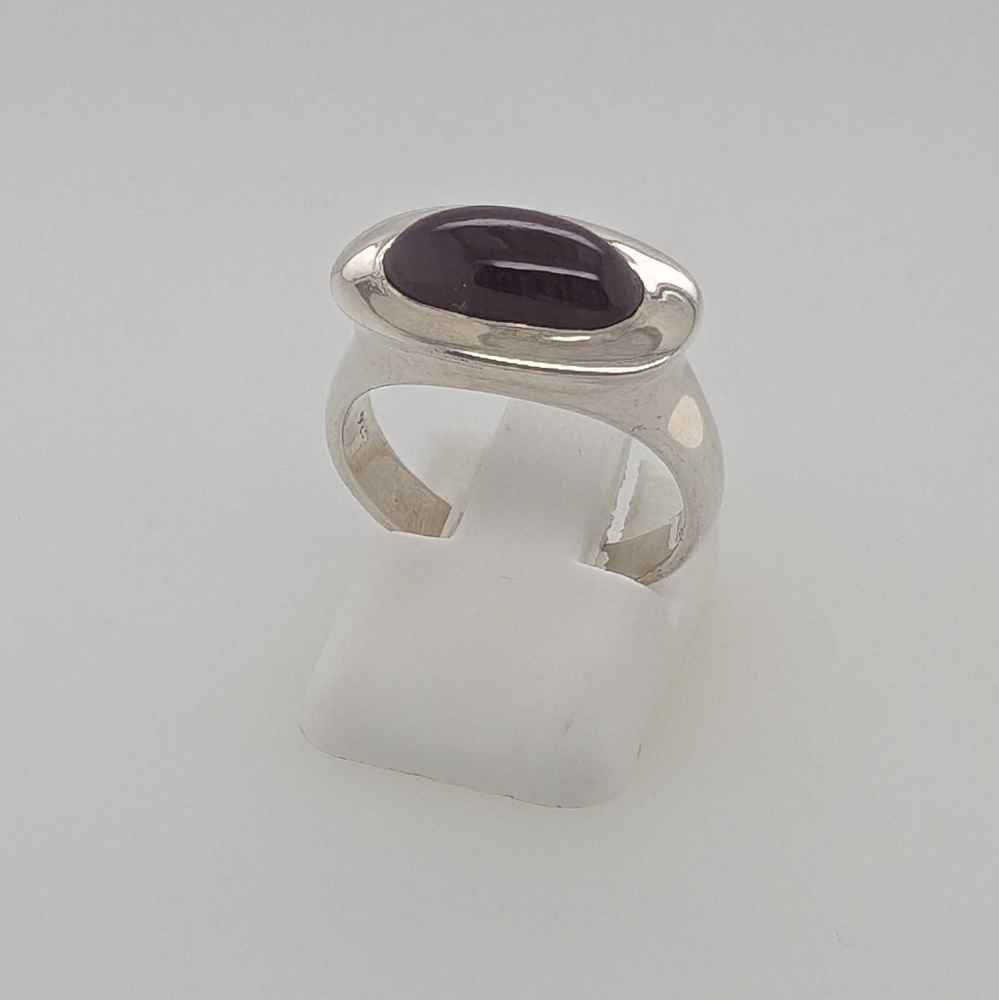 Sterling Silver And Cabuchon Ruby Ring - image 1